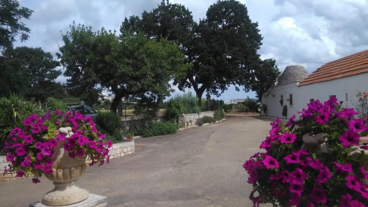 Le Corti Del Casale Bed & Breakfast Alberobello Bagian luar foto